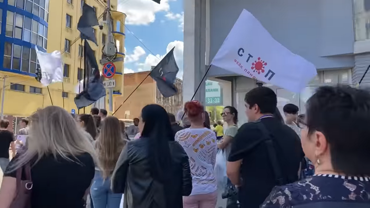 Люди не ограничились Европейской площадью Люди не ограничились Европейской площадью