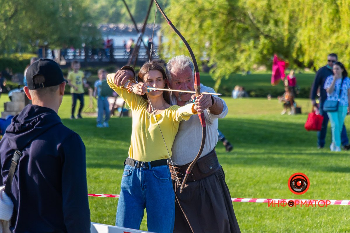Желающие могли пострелять в казацком тире