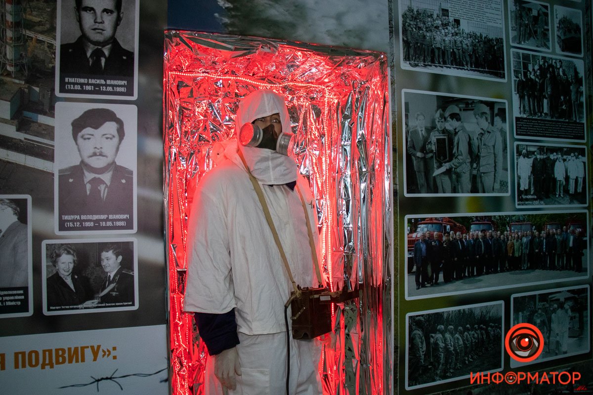 Стенд, посвященный героям-чернобыльцам Стенд, посвященный героям-чернобыльцам