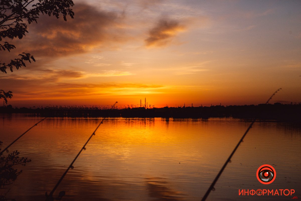Ждем лова солнца Город просыпается: как Днепр встретил рассвет на косе на Малиновского 4