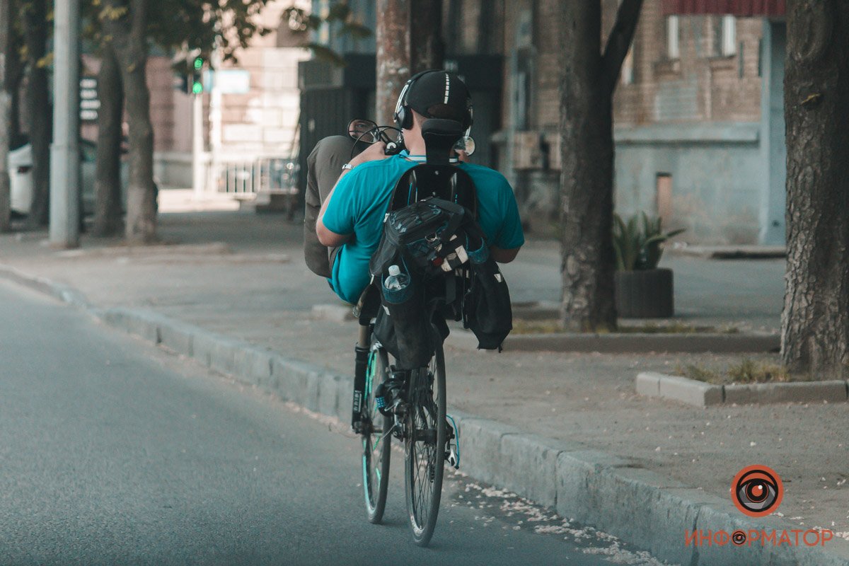Все-таки велосипед любимый транспорт жителей Днепра