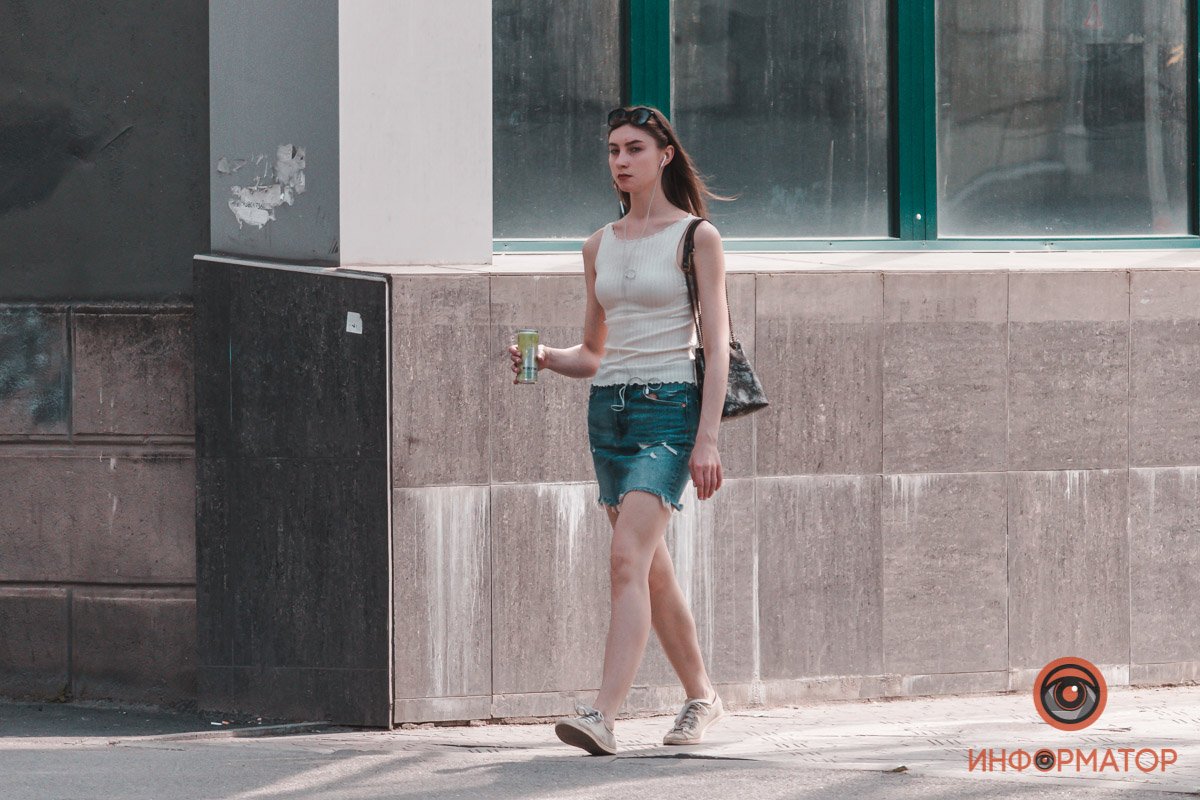 К кому-то шли