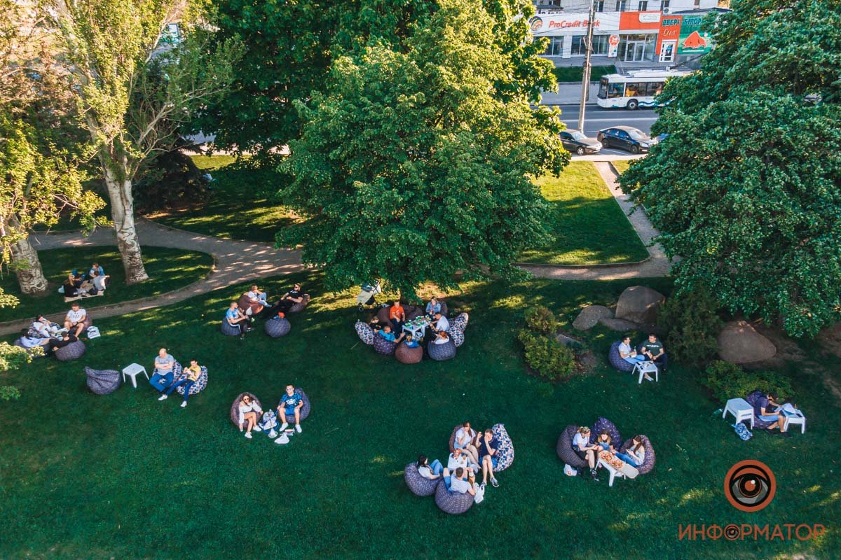 Лаунж-зона Лаунж-зона