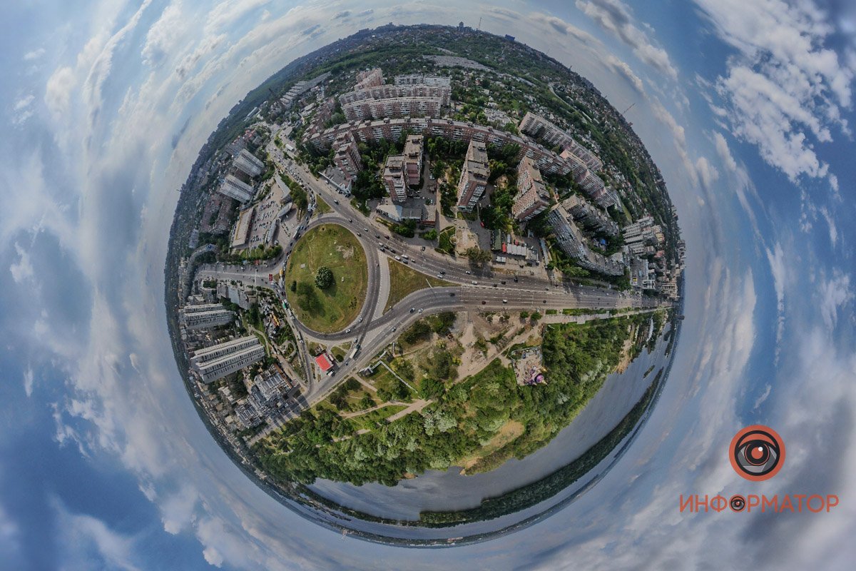 "Из ваших глаз пустившись в дальний путь,