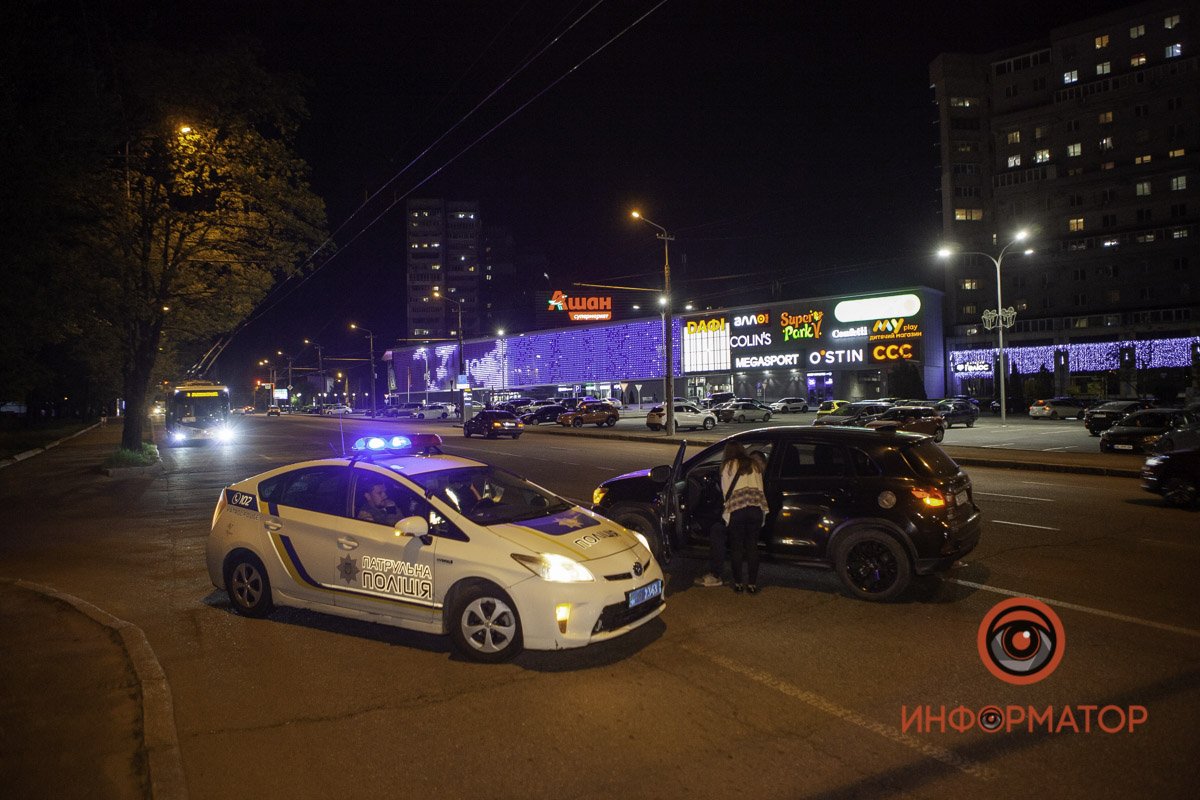 Авария произошла напротив ТРЦ "Дафи" на Запорожском шоссе