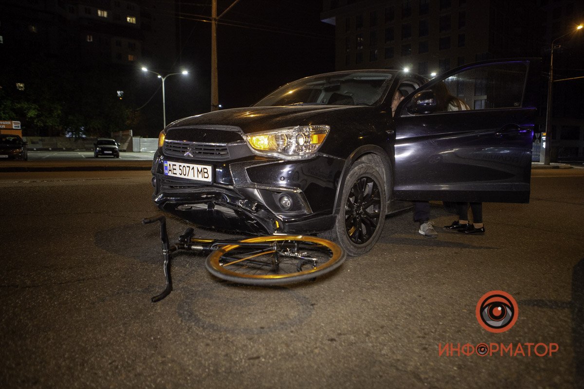 Автомобиль поворачивал на Ярославскую, когда под его колеса попал велосипедист