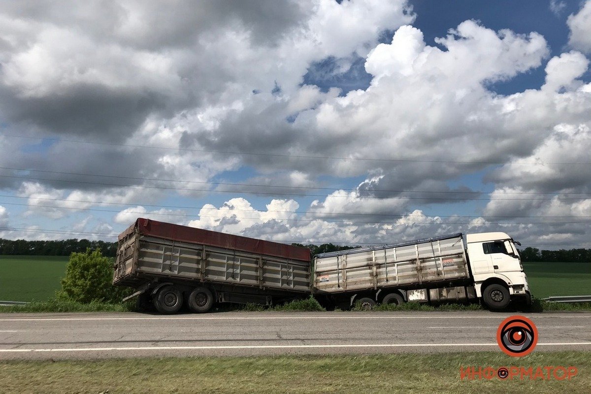 В противоположном направлении двигался грузовик МАN В противоположном направлении двигался грузовик МАN
