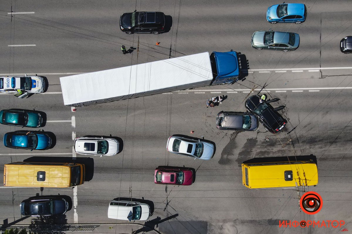 Водителя грузовика проверили на наличие алкоголя в крови