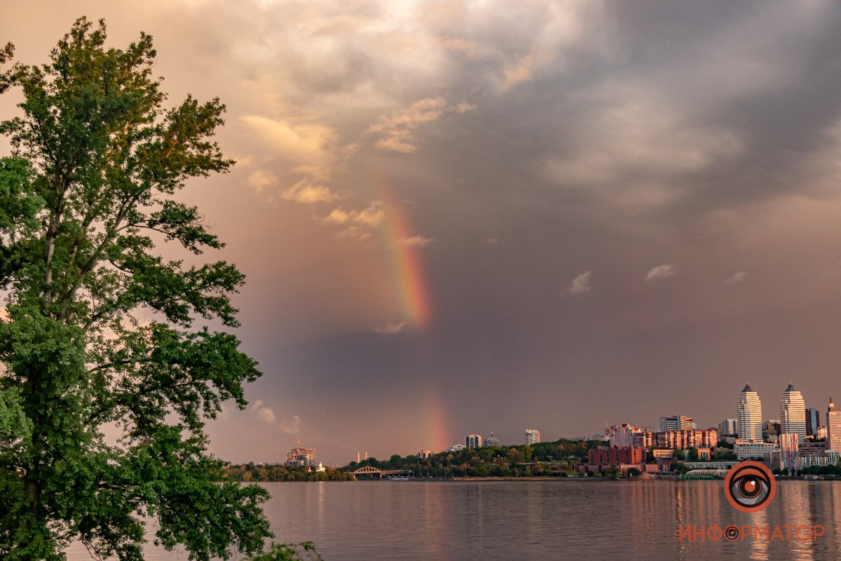Радуга подняла настроение горожанам