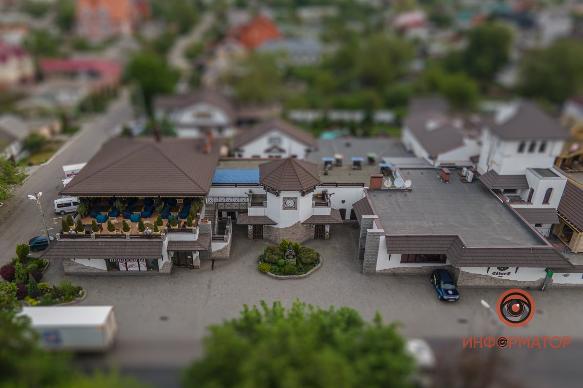 Отражаются вафельные мосты