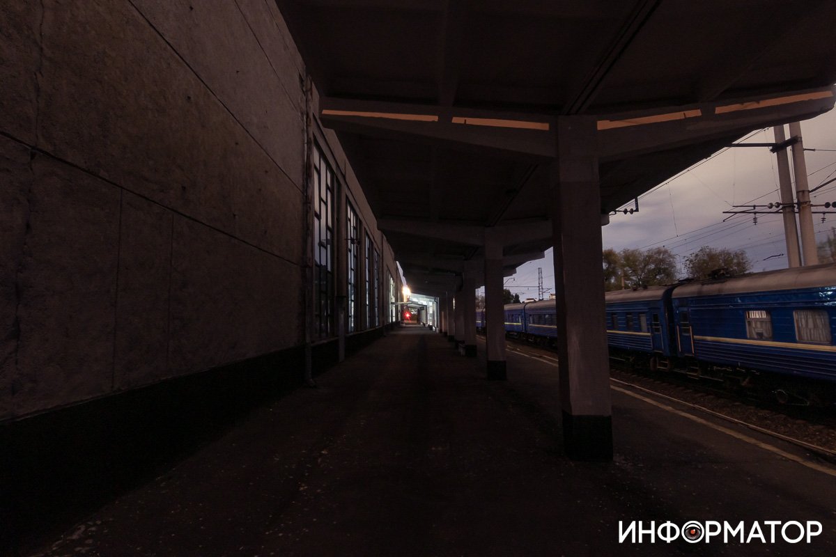 На перроне ни души