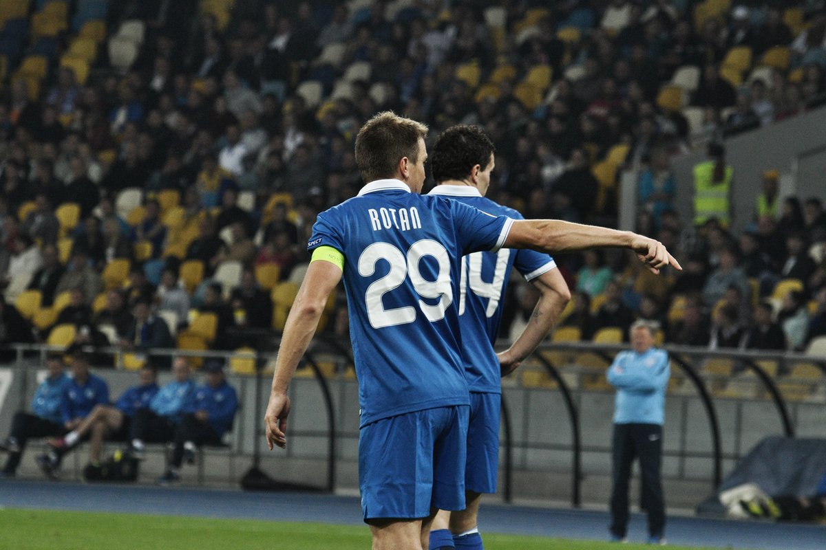 Руслан Ротань Руслан Ротань