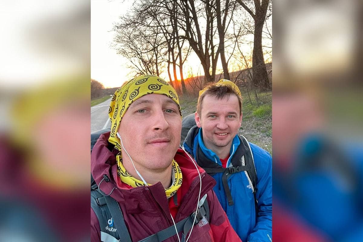 Они прошли больше 900 километров за 24 дня