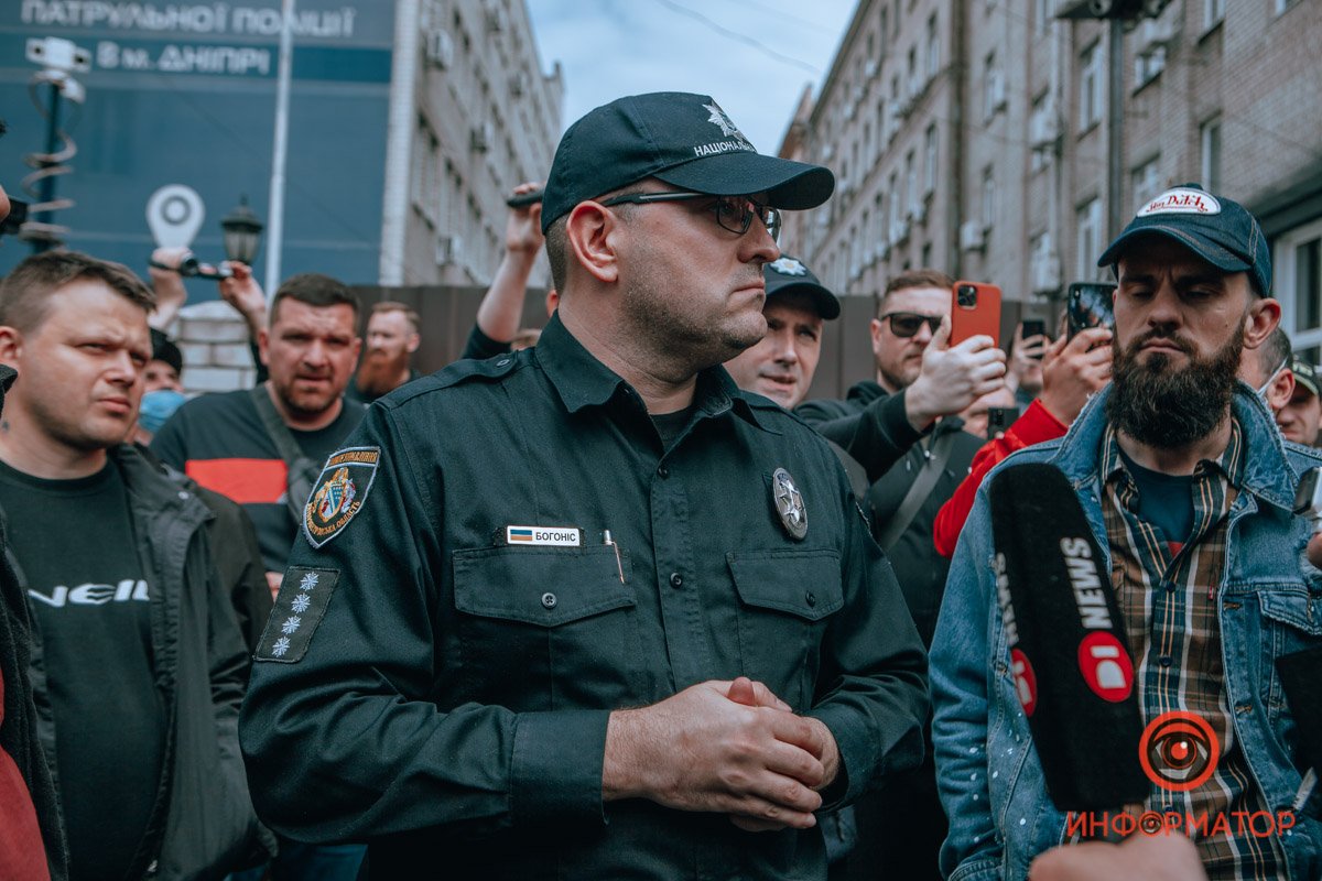 Полицейскому сообщили интересующие вопросы