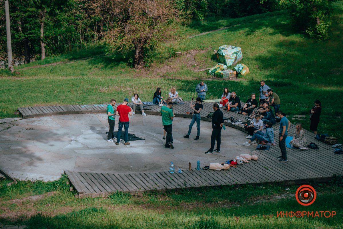 В Днепре в парке Шевченко прошел тренинг по оказанию первой помощи 1