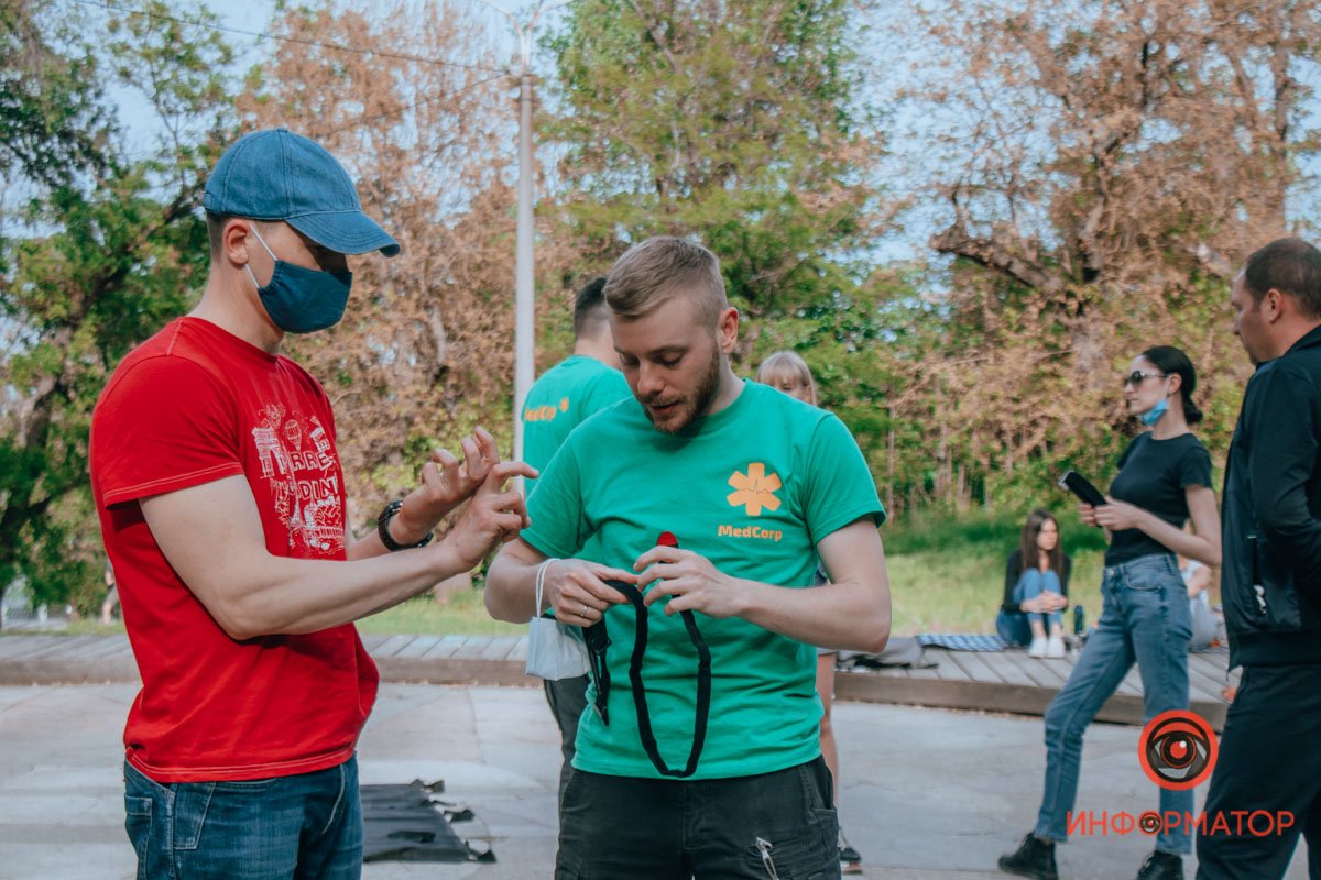 В Днепре в парке Шевченко прошел тренинг по оказанию первой помощи 2