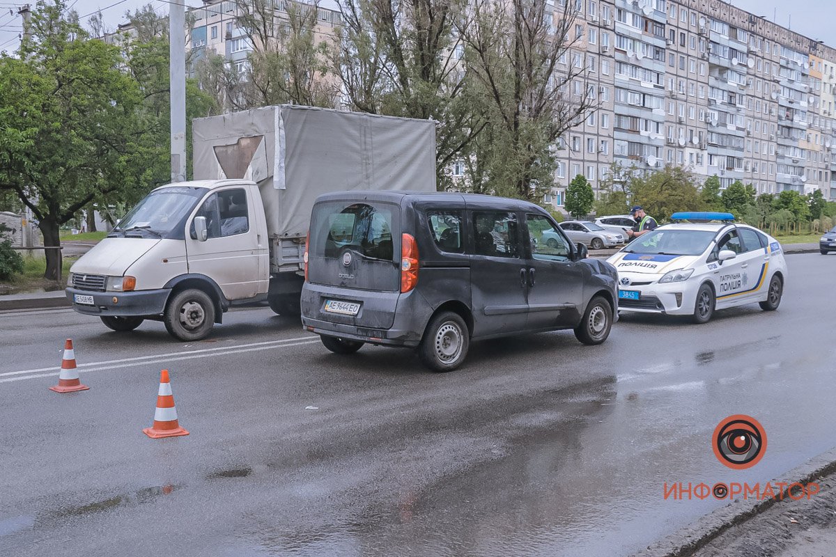 На место приехали медики и полицейские На место приехали медики и полицейские