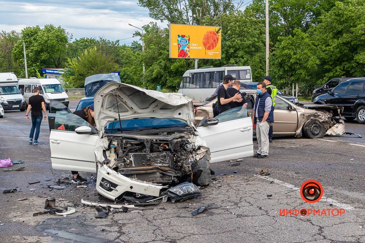 По предварительной информации от полиции, автомобиль Chevrolet двигался по улице Космической