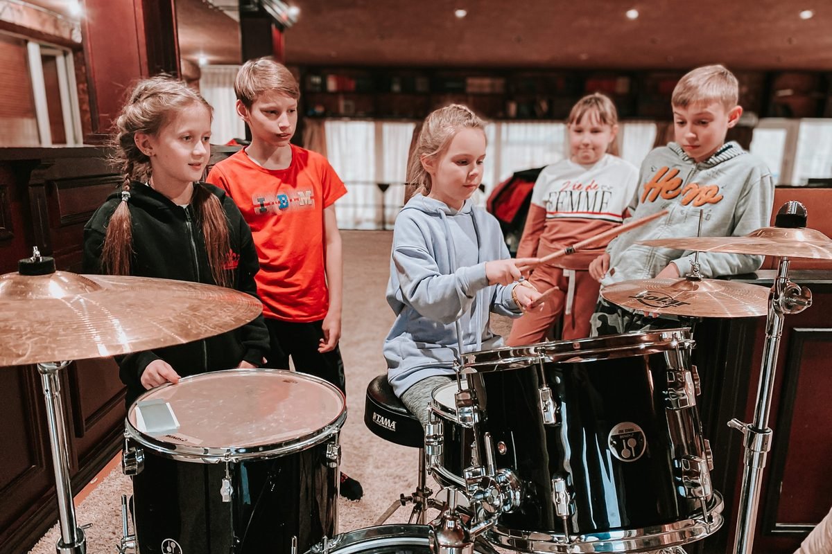 Скучать будет некогда