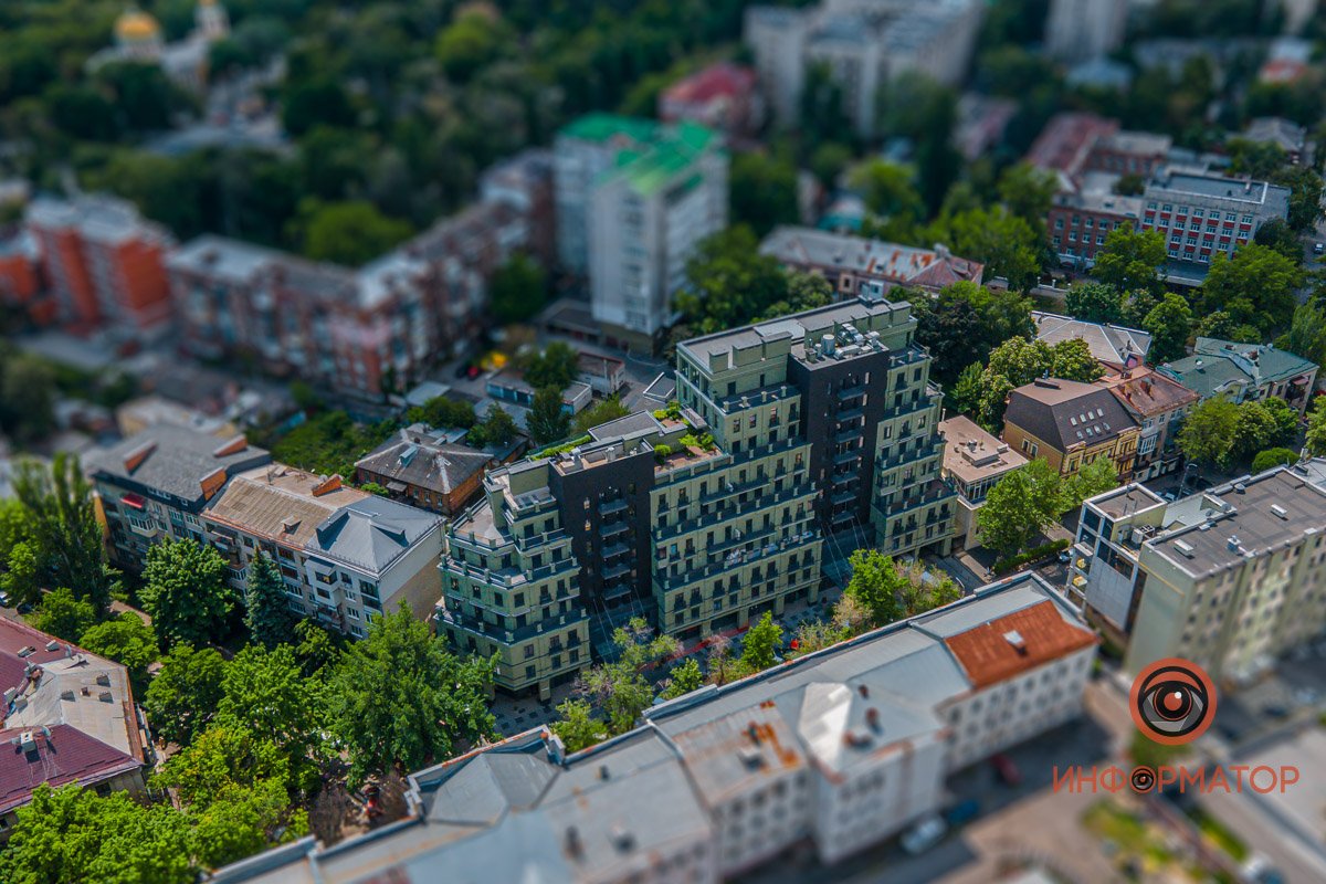 А кто-то — рассматривать будет песок. А кто-то — рассматривать будет песок.