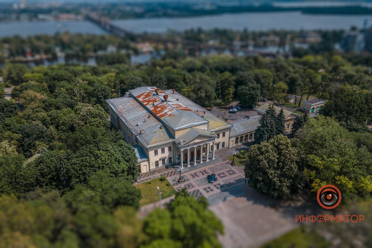 Свод небес зелёно-бледный, Свод небес зелёно-бледный,