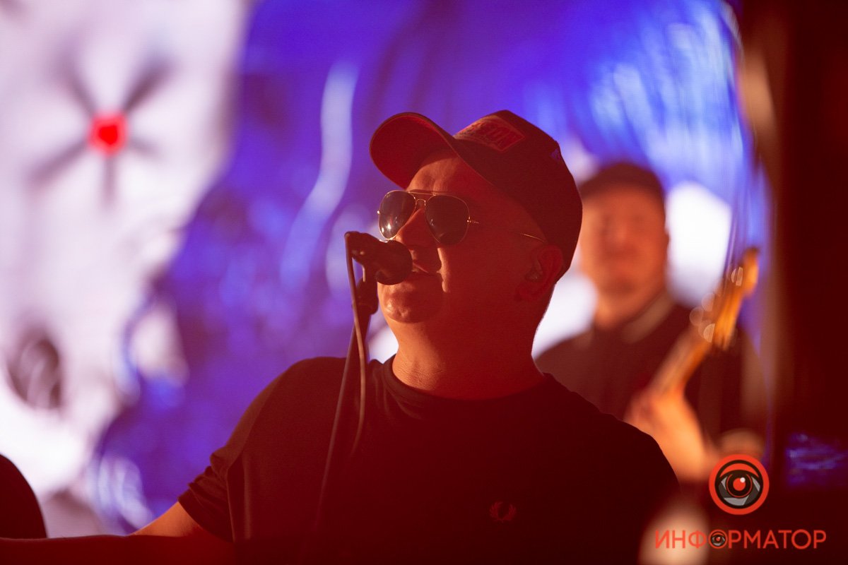 Вокал, который не сравнится с записью на Spotify, Sound Cloud или YouTube