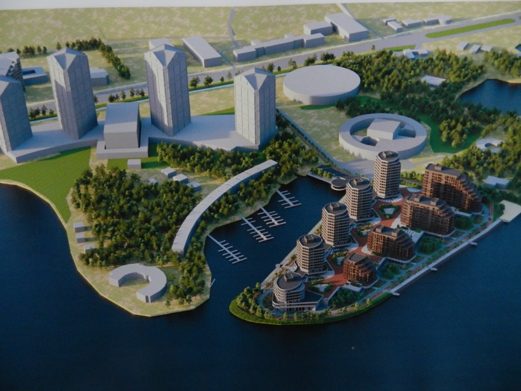 Комплекс окрестили "Титаником" Комплекс окрестили "Титаником"