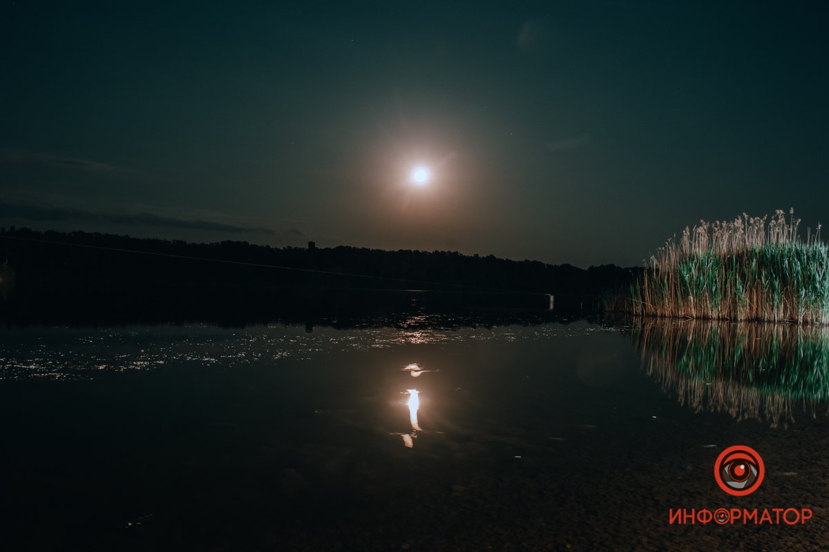 Над рекой Над рекой