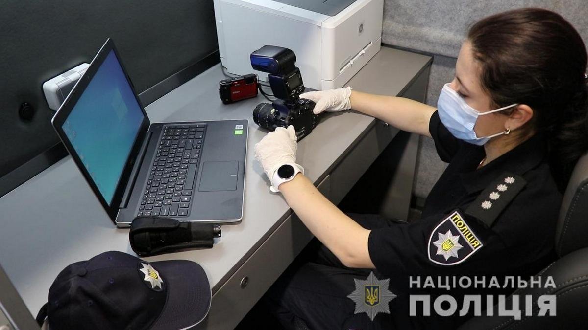 Полиция Днепропетровской области получила современную передвижную криминалистическую лабораторию