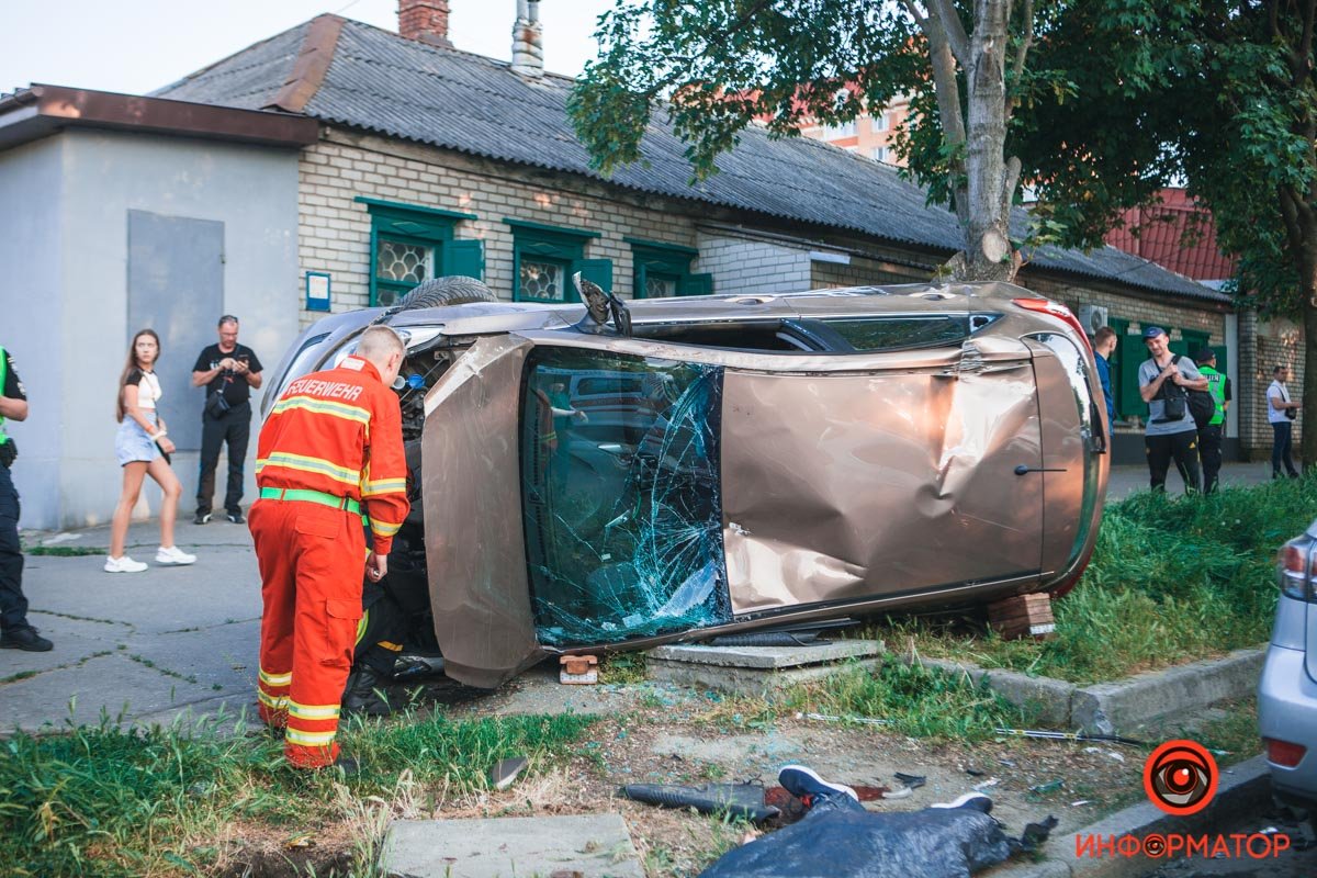 Hyundai перевернулся Hyundai перевернулся
