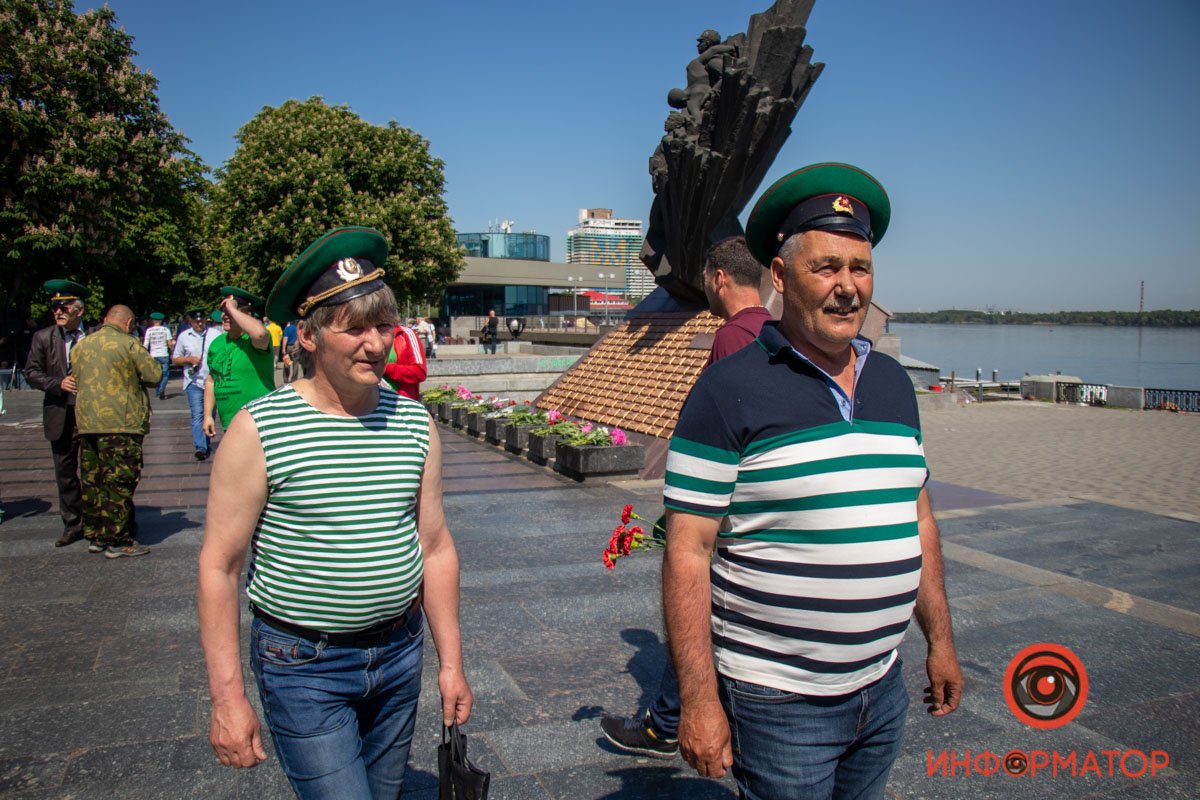 Слишком много зеленого Слишком много зеленого