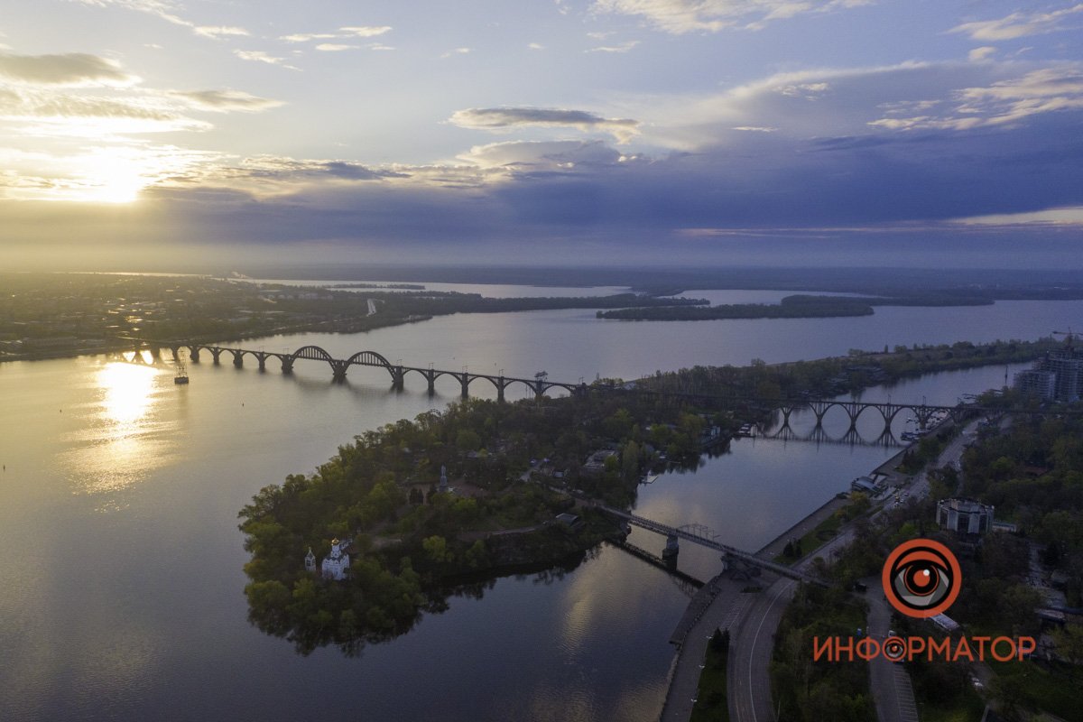 Экскурсии по заводам, пешеходные пространства, крутые кафешки и сказочные домики: что посмотреть в Днепре 18