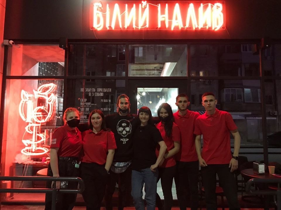 Экскурсии по заводам, пешеходные пространства, крутые кафешки и сказочные домики: что посмотреть в Днепре 59