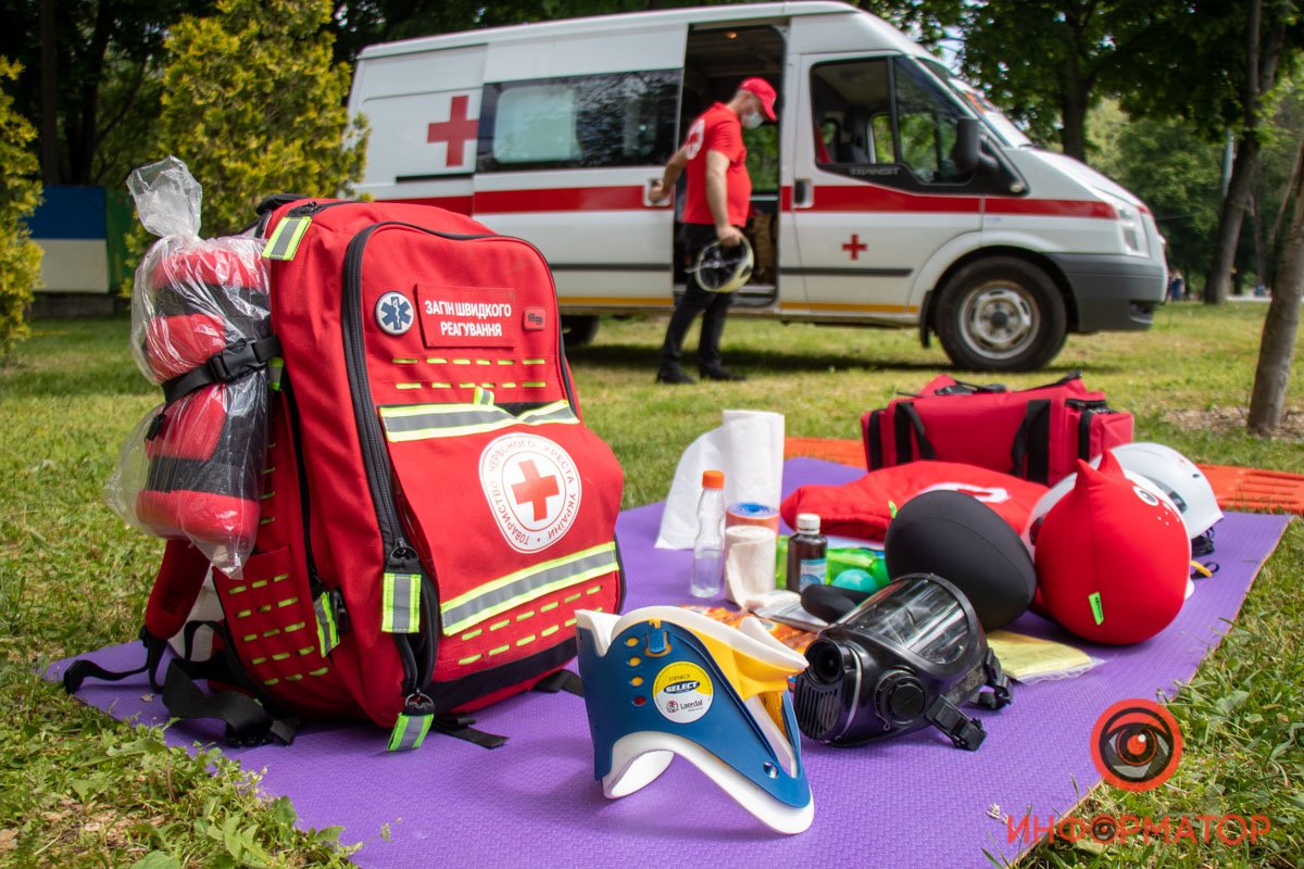 Обучали оказывать помощь пострадавшим - полезно и взрослым, и детям