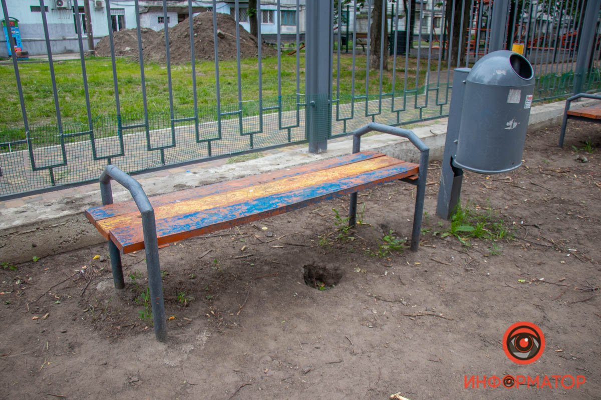 В Днепре на Новокрымской жильцы не довольны площадкой для выгула собак: как решить проблему 6