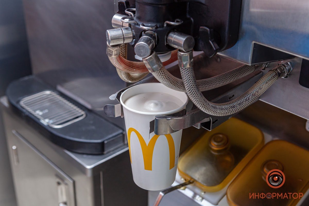 Прозора кухня: з чого і як готують страви в МакДональдз 17