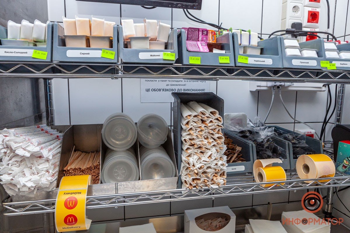 Прозора кухня: з чого і як готують страви в МакДональдз 20