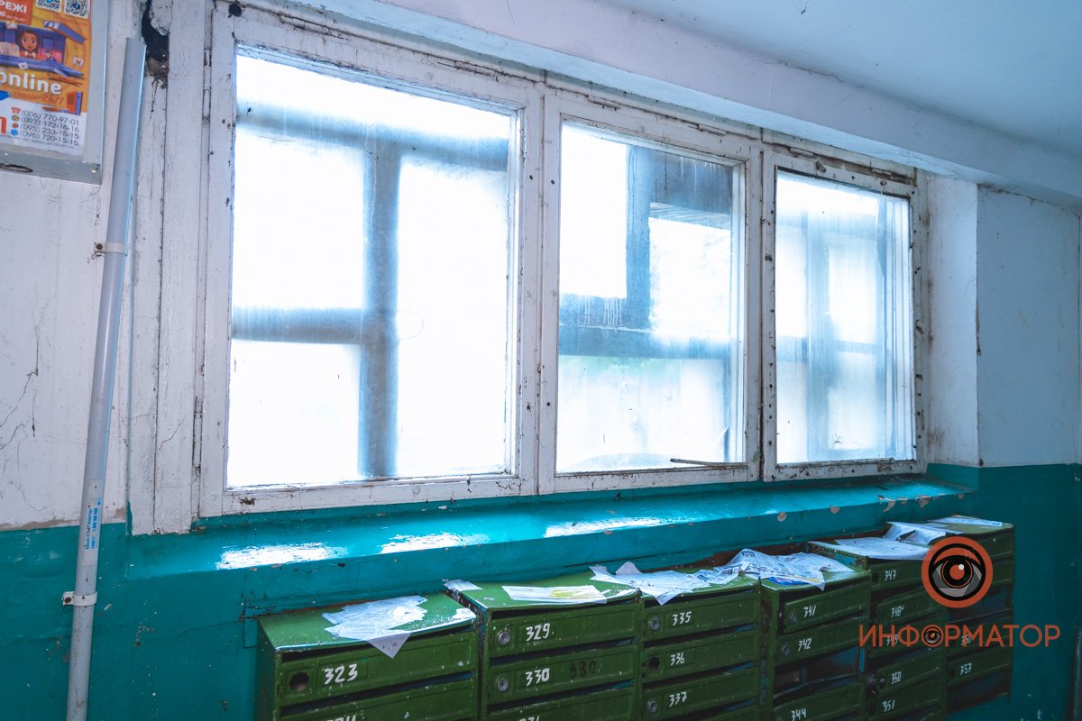 Тут можно любоваться дождливым пейзажем