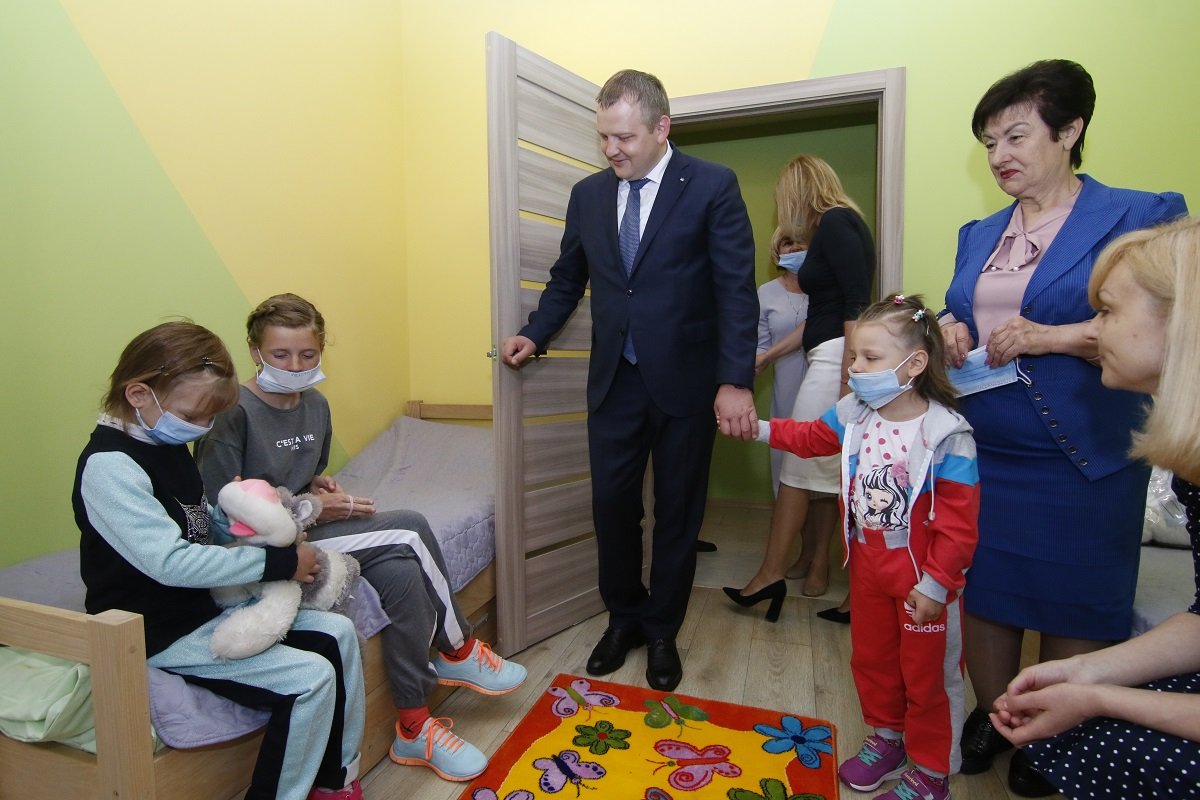 Крепость добра: в Петриковке открыли малый групповой дом 1