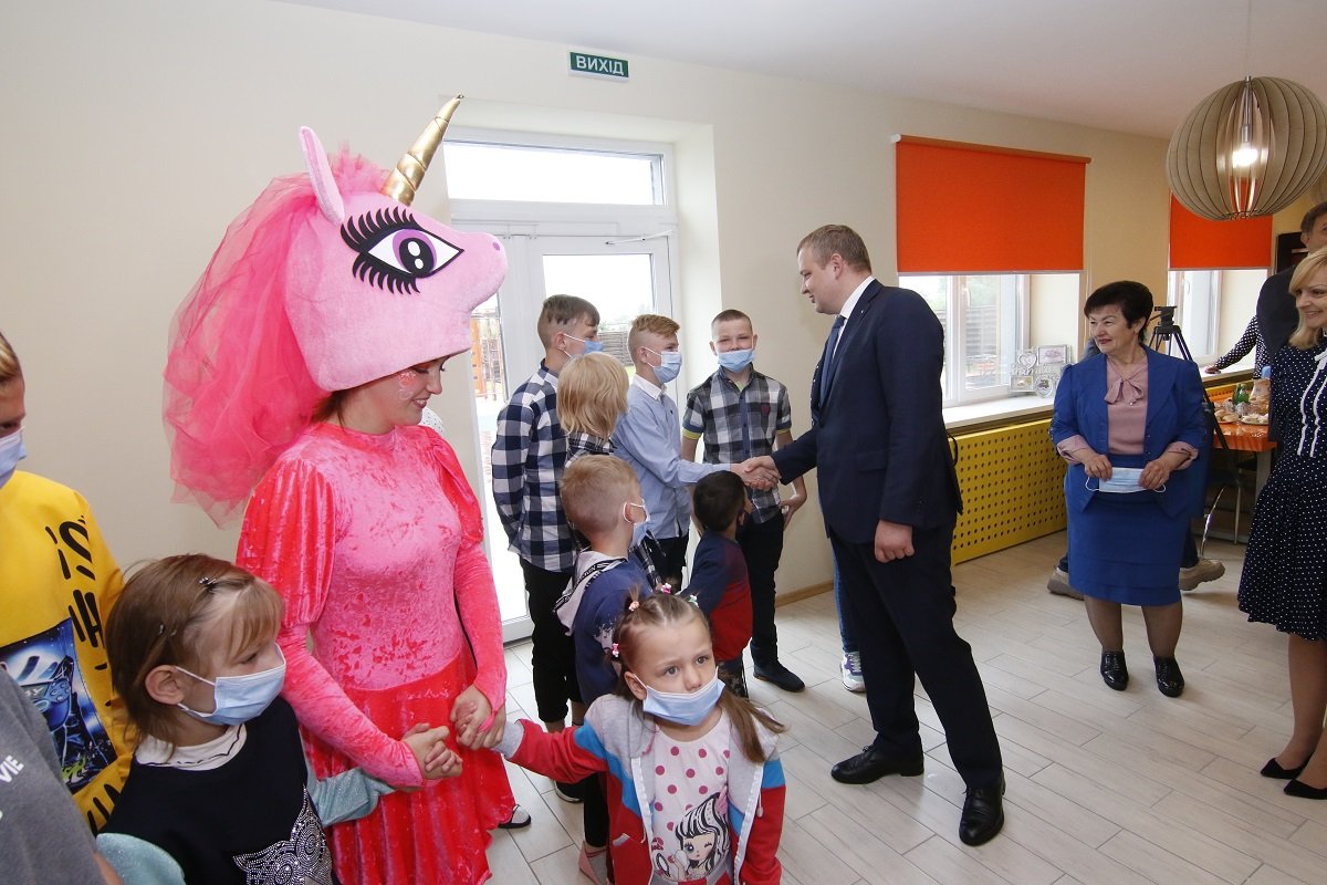 Крепость добра: в Петриковке открыли малый групповой дом 6