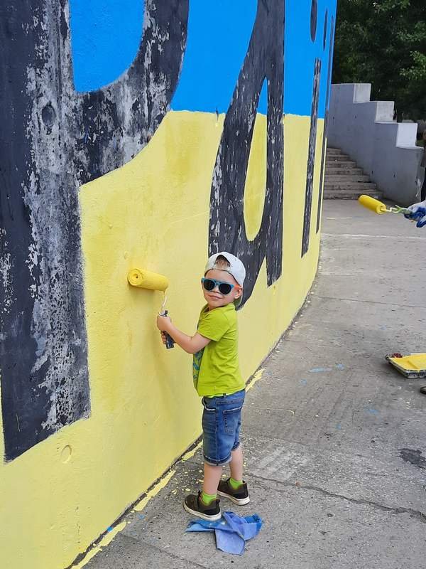 Помощник Помощник