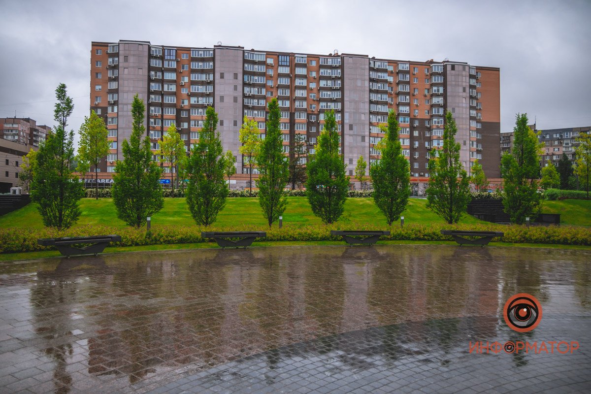 Интроверты, это ваш шанс - в сквере ни души!