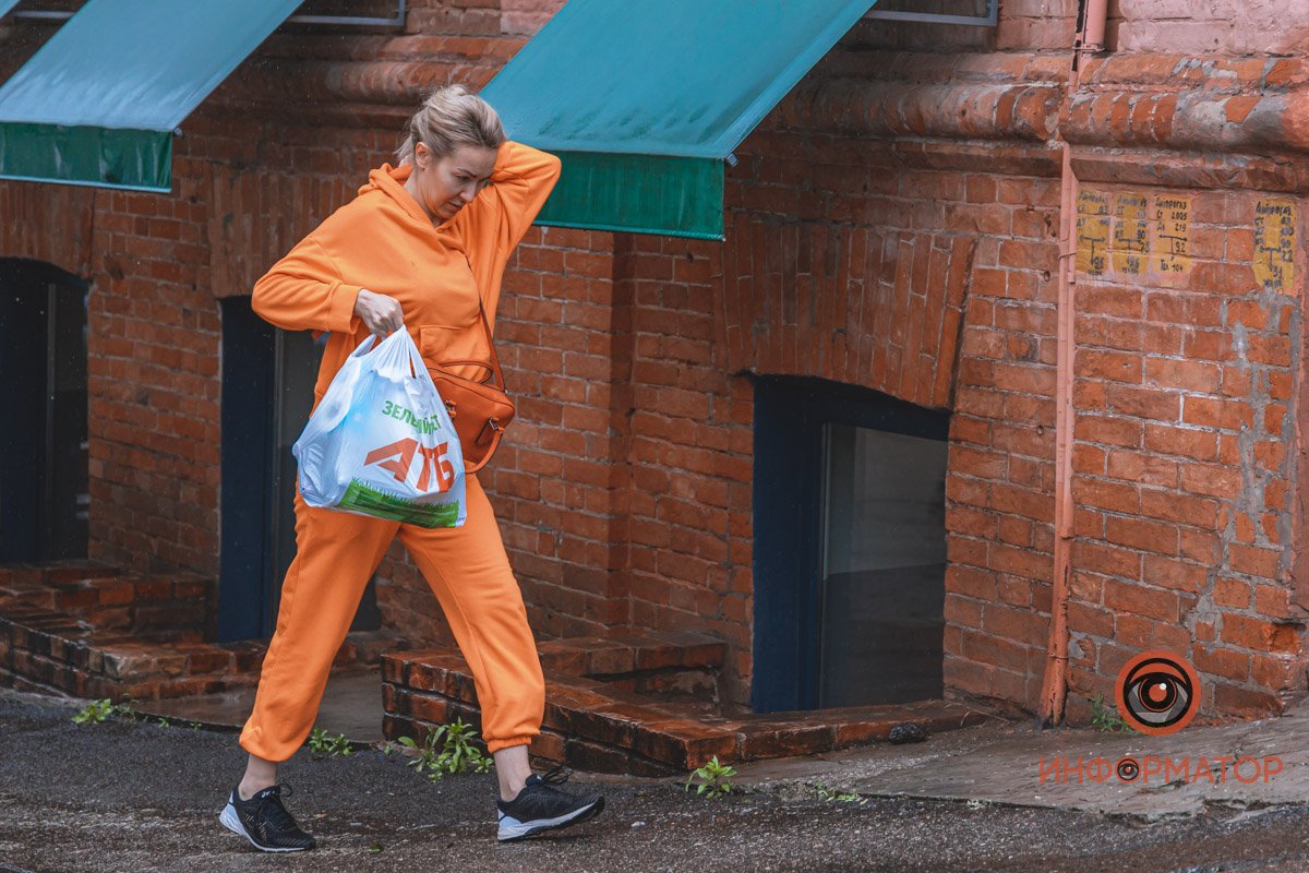 «Ти мене узнаешь полюбэ...»