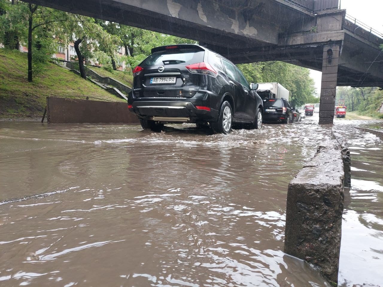 Пешком не пройти