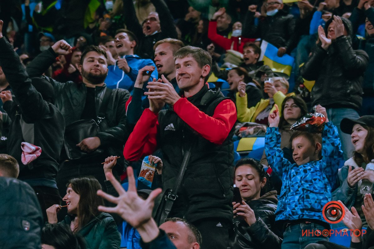 Сборная Украины в Днепре обыграла сборную Северной Ирландии: как это было 10