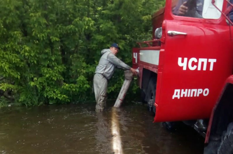 По состоянию на 6:00 затопленными остаются 93 двора и 59 жилых домов По состоянию на 6:00 затопленными остаются 93 двора и 59 жилых домов