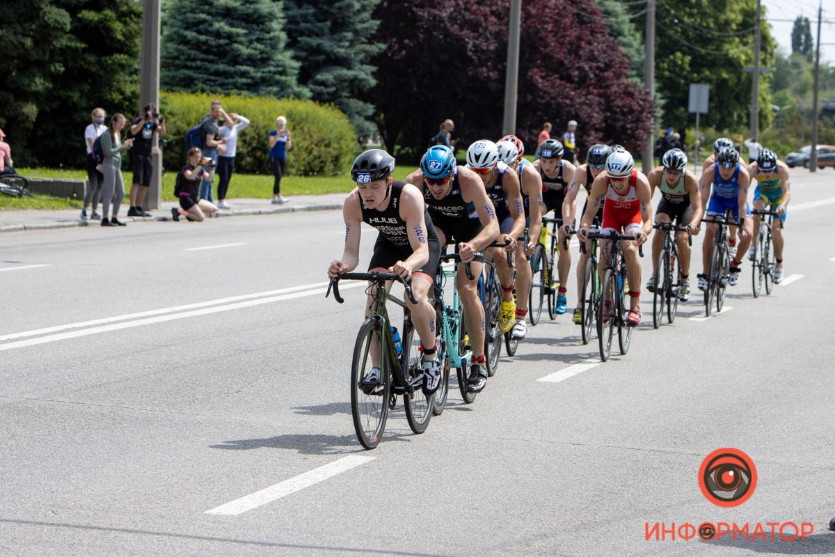 Проехались от Фестивального причала до академии спорта, там повернули и поехали обратно