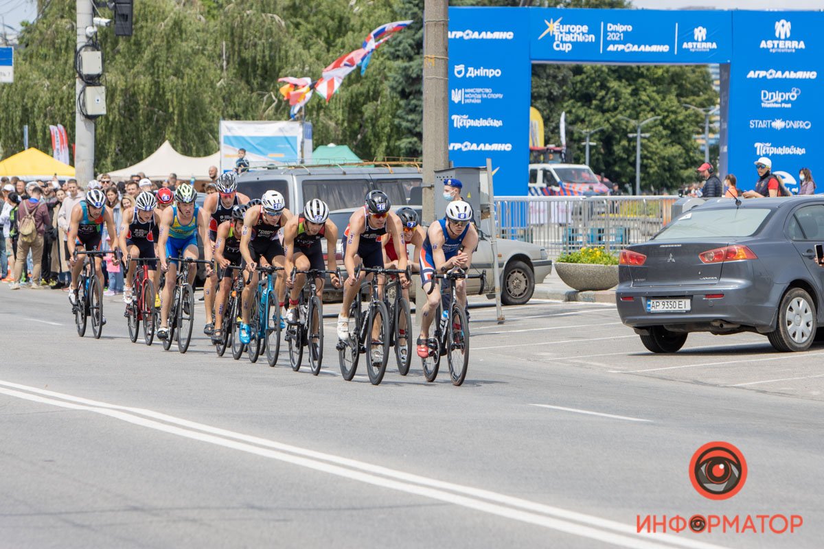 Красиво едут