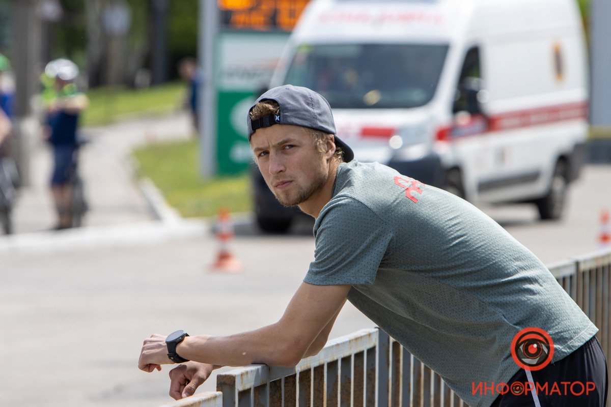 Взгляд полон сомнений