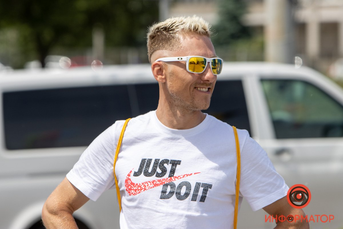 Сегодня выступали взрослые, завтра в борьбу вступят юниоры